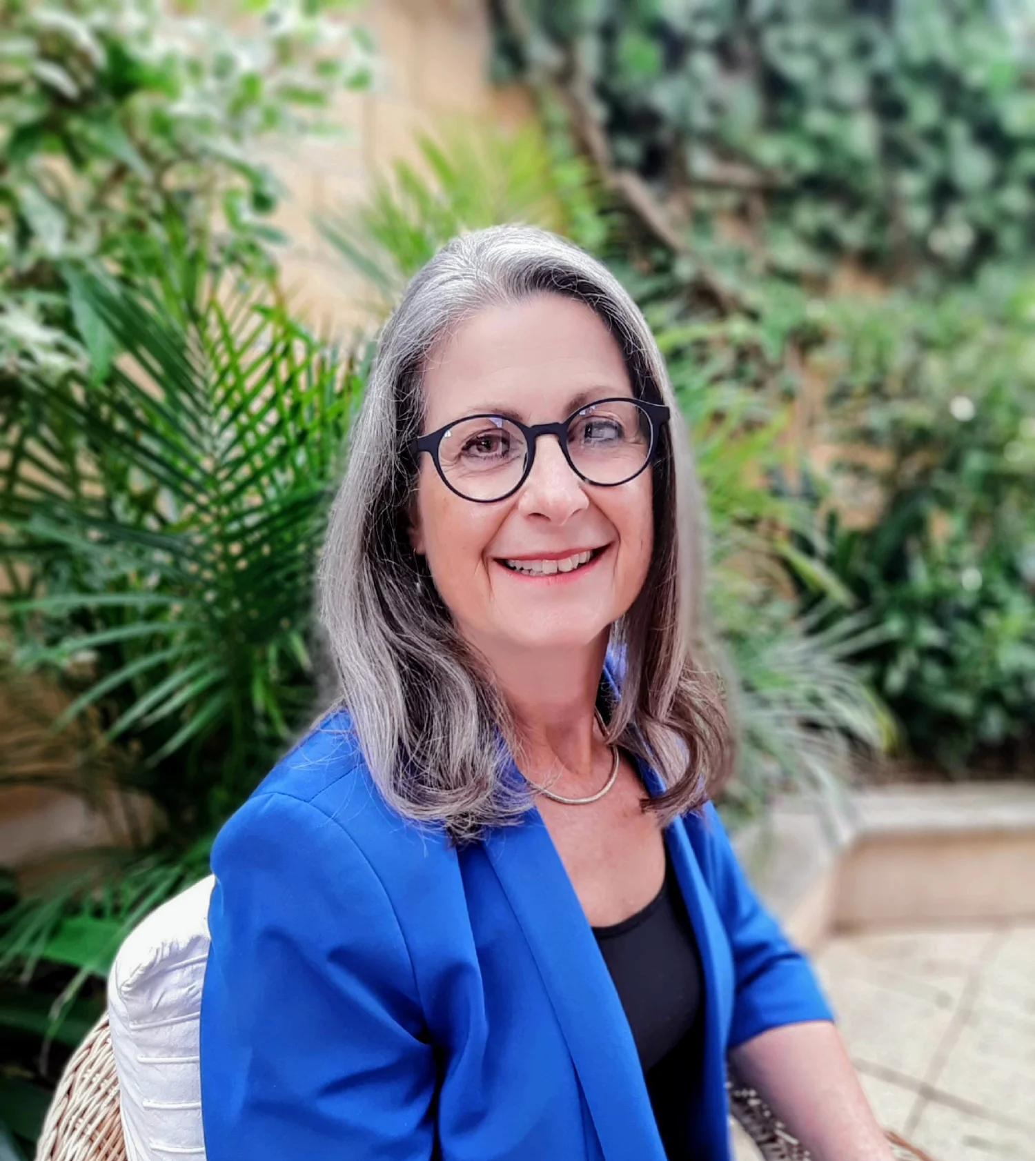 Dr Pia Broderick