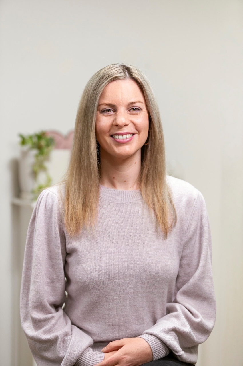 Dr Lauren Hamilton
